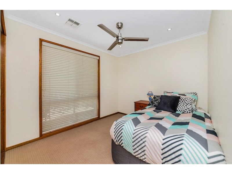 4 Decker Place, Fadden ACT 2904