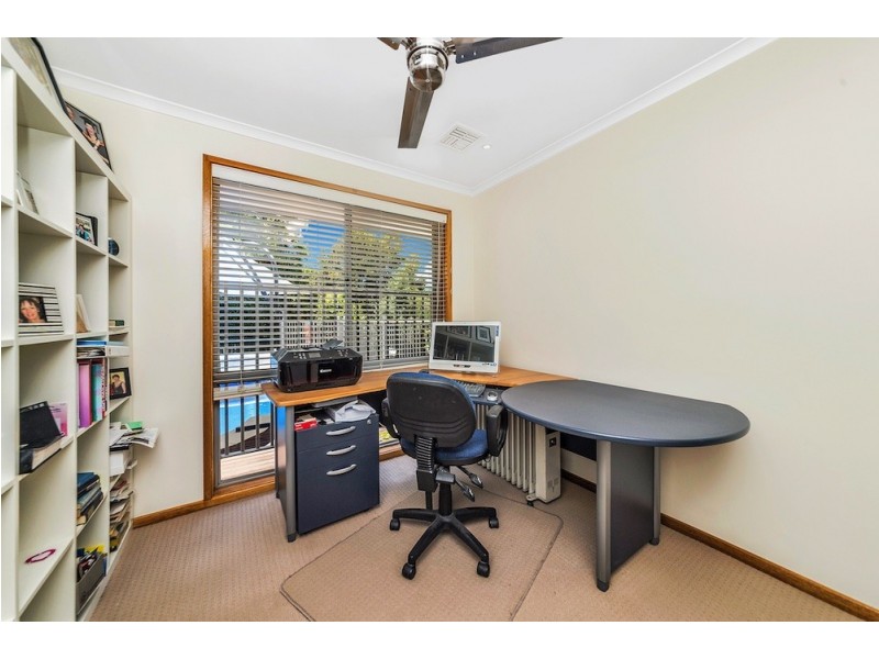 4 Decker Place, Fadden ACT 2904