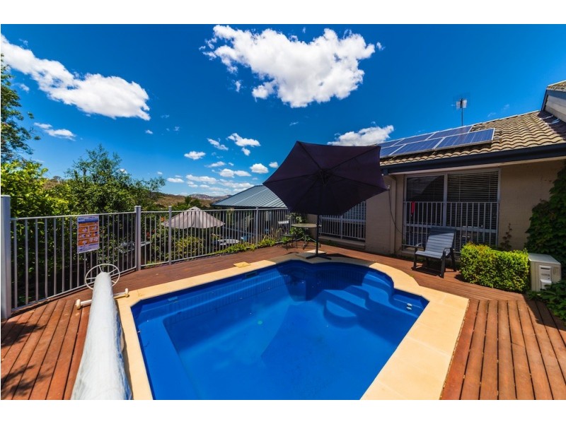 4 Decker Place, Fadden ACT 2904