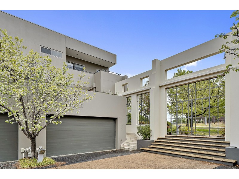 5/5 Kintore Crescent, Yarralumla ACT 2600