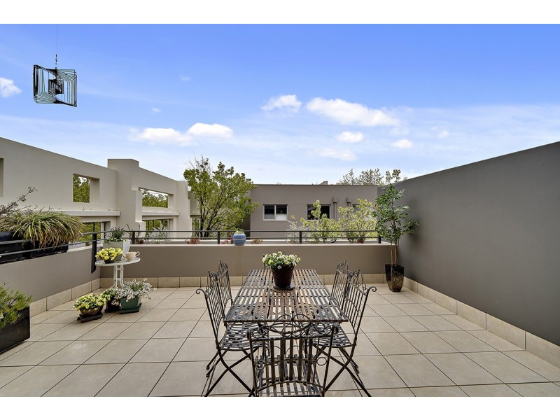 5/5 Kintore Crescent, Yarralumla ACT 2600