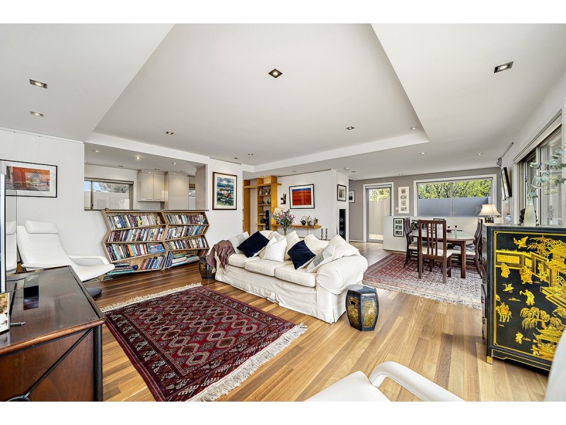 5/5 Kintore Crescent, Yarralumla ACT 2600