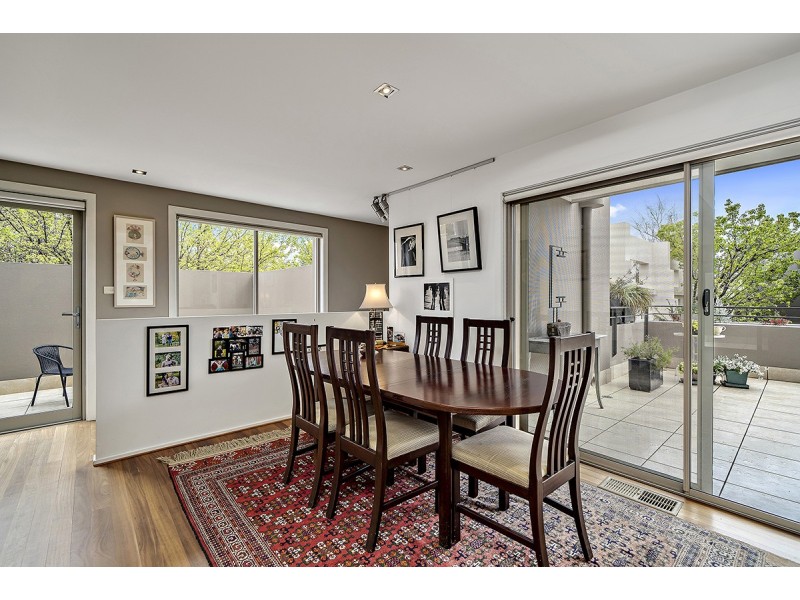 5/5 Kintore Crescent, Yarralumla ACT 2600