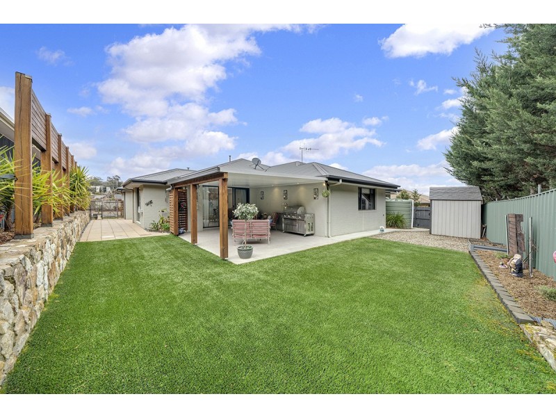 13 Geebung Place, Queanbeyan East NSW 2620