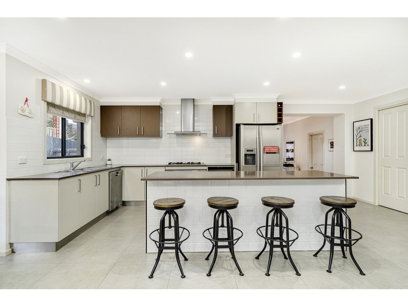 13 Geebung Place, Queanbeyan East NSW 2620