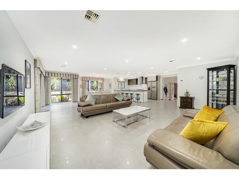 13 Geebung Place, Queanbeyan East NSW 2620