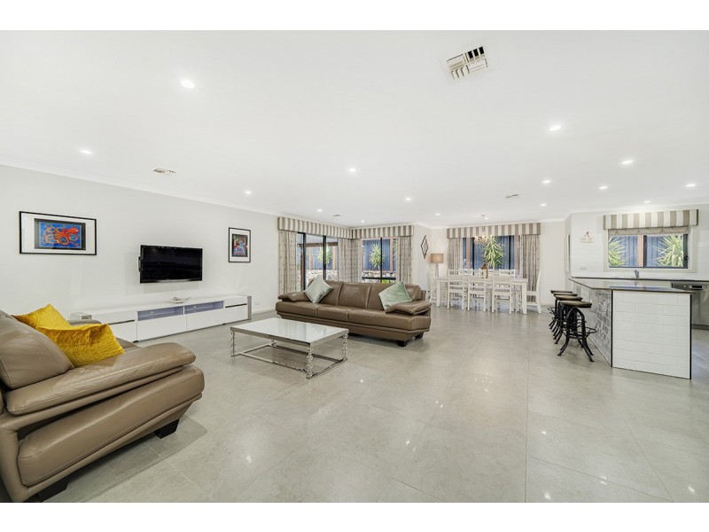 13 Geebung Place, Queanbeyan East NSW 2620