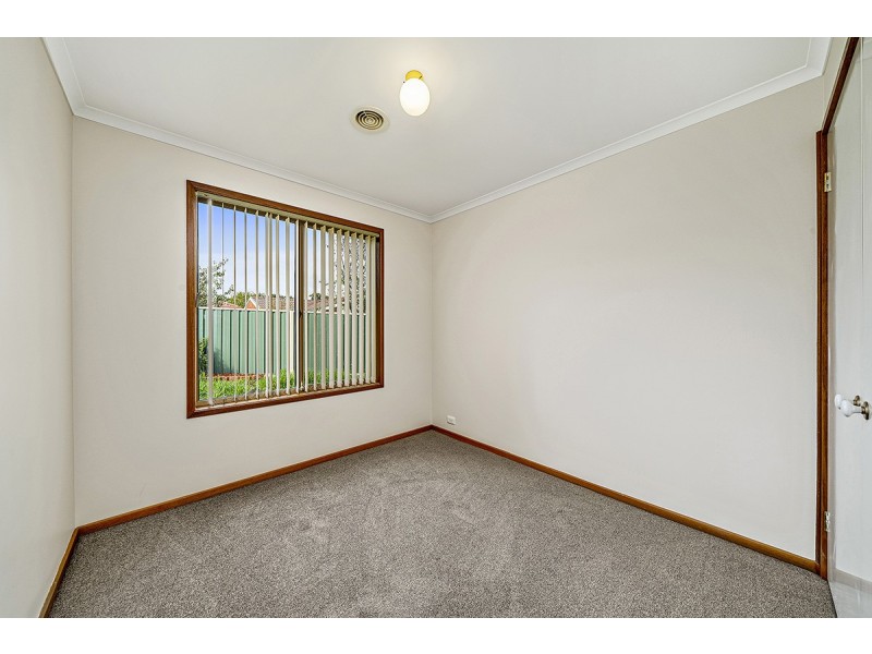 5 Allen Place, Holt ACT 2615