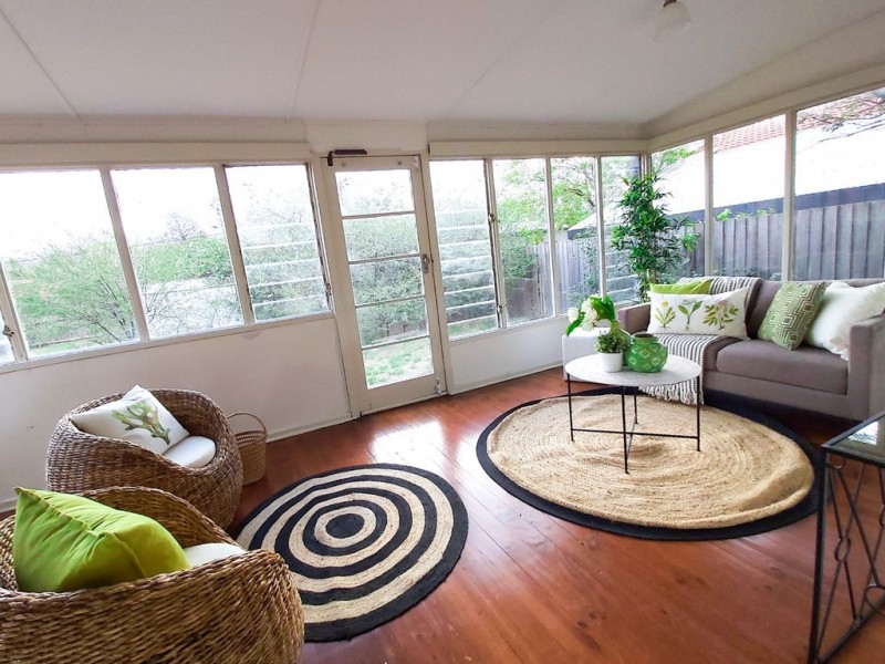 12 Lindsay Street, Narrabundah ACT 2604