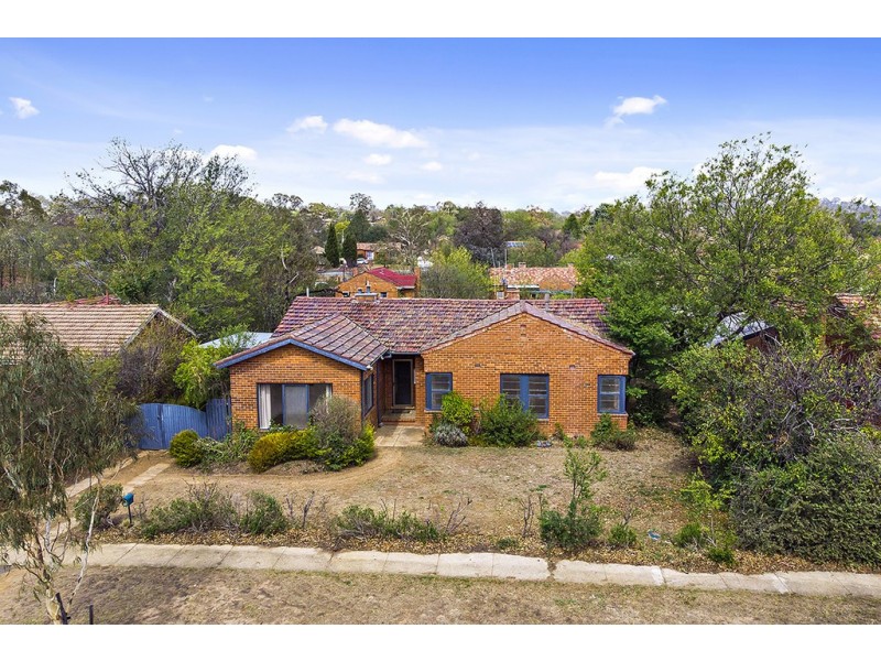 12 Lindsay Street, Narrabundah ACT 2604