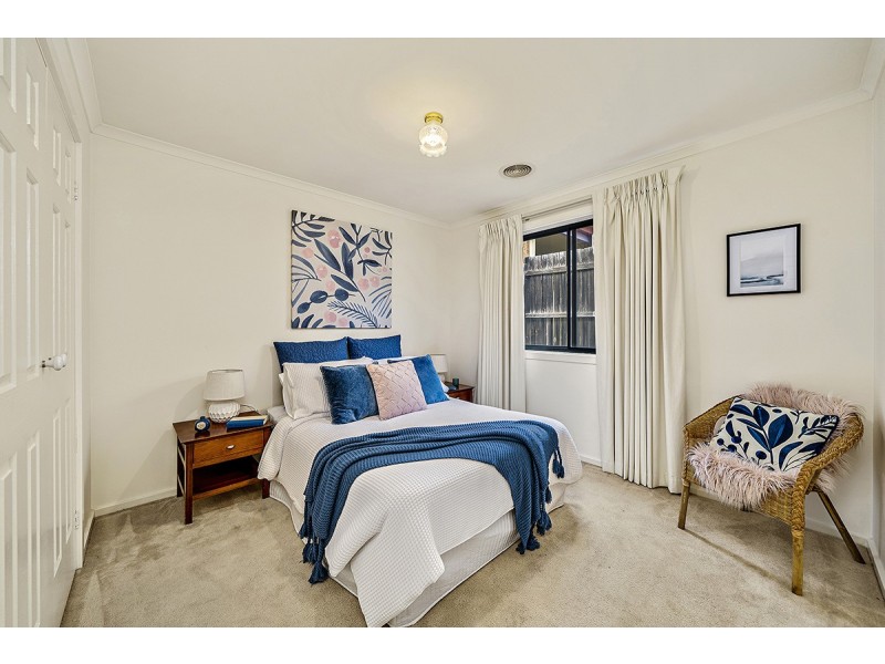 22 Gormanston Crescent, Deakin ACT 2600