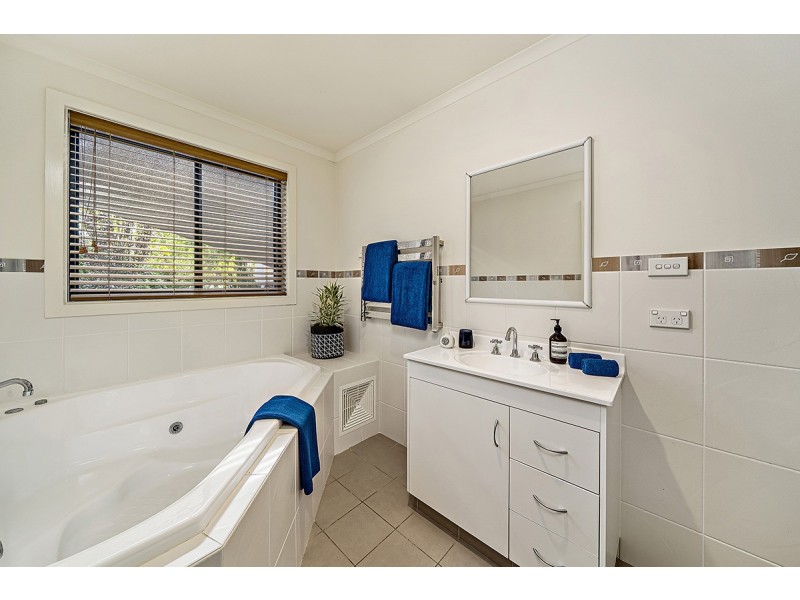 22 Gormanston Crescent, Deakin ACT 2600