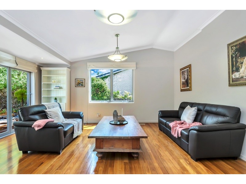 84 Finniss Crescent, Narrabundah ACT 2604