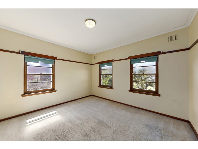 20 Sturt Avenue, Narrabundah ACT 2604