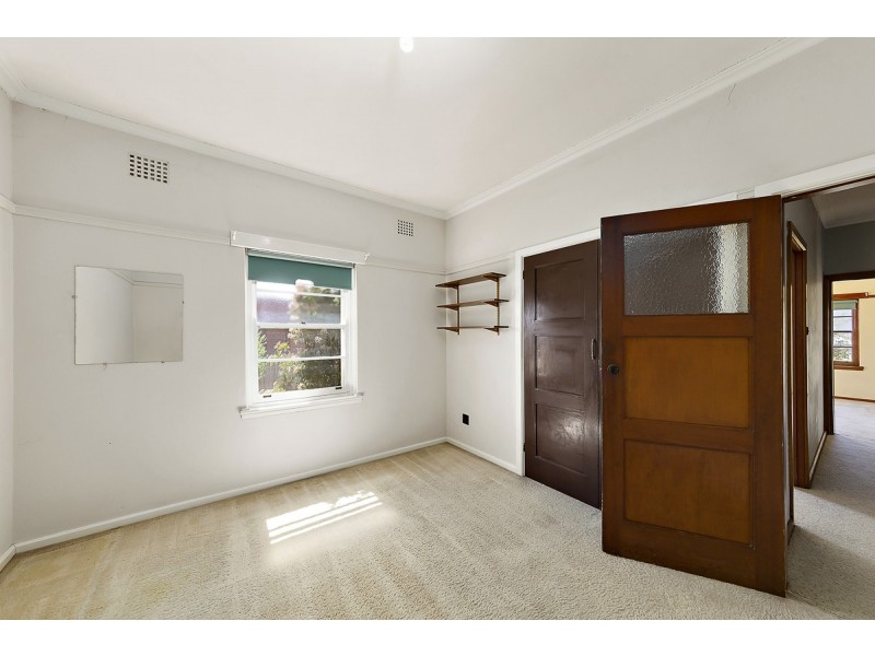 20 Sturt Avenue, Narrabundah ACT 2604
