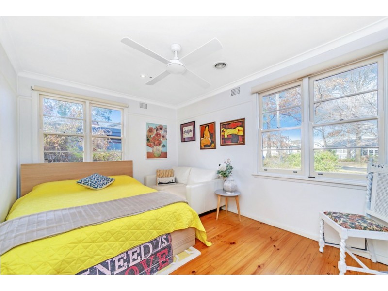 11 Warramoo Crescent, Narrabundah ACT 2604