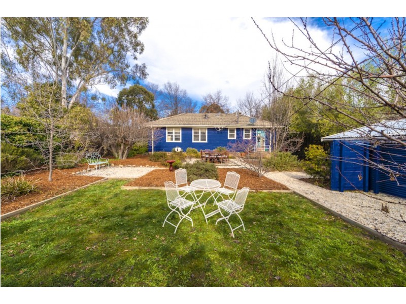 11 Warramoo Crescent, Narrabundah ACT 2604