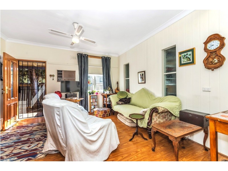 17 Gymea Street, Narrabundah ACT 2604
