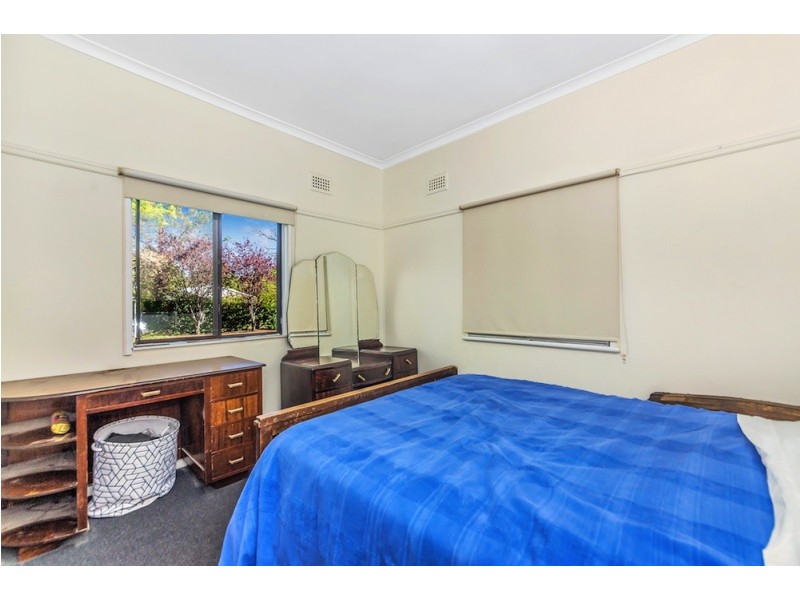 17 Gymea Street, Narrabundah ACT 2604
