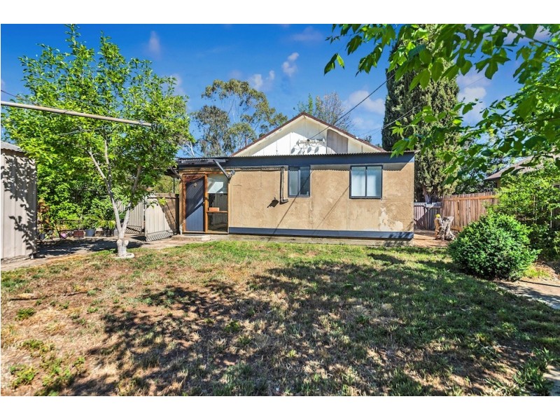 17 Gymea Street, Narrabundah ACT 2604