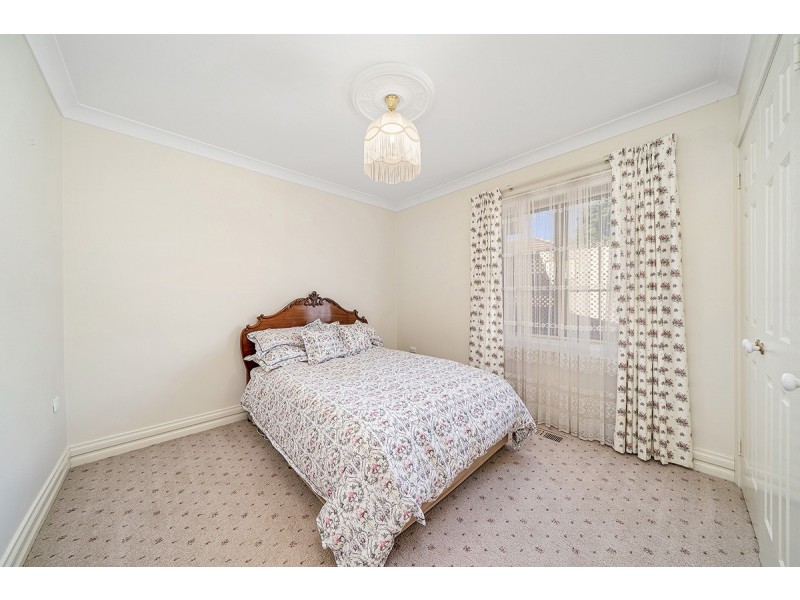 20 Rawson Street, Deakin ACT 2600