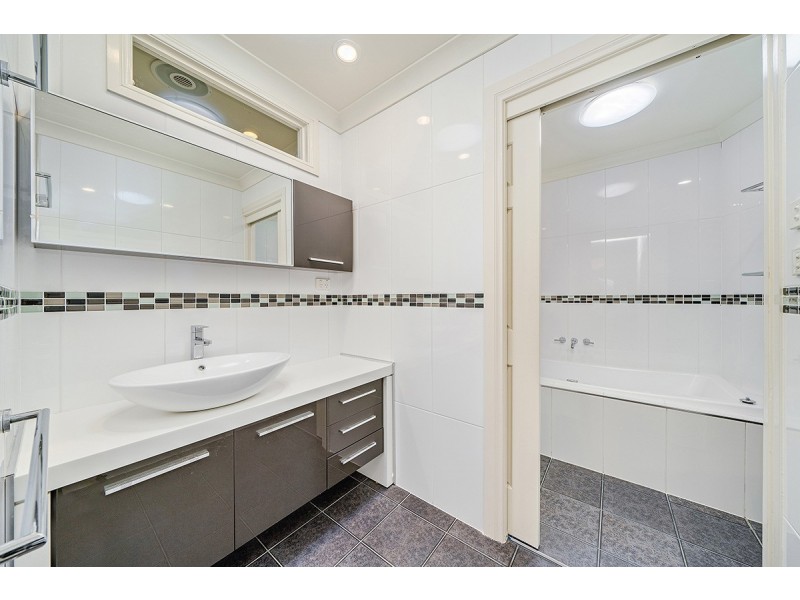 20 Rawson Street, Deakin ACT 2600