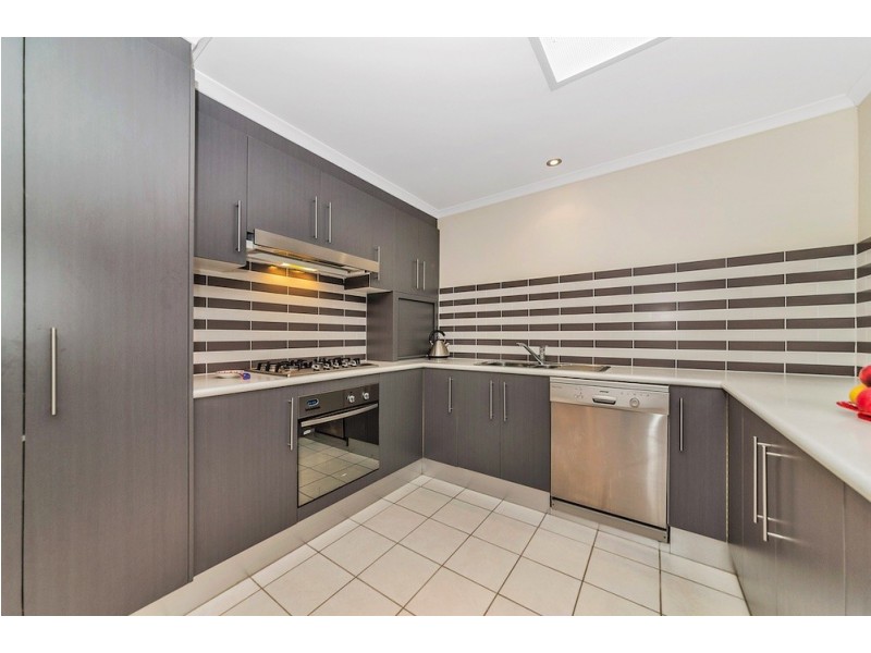 2 Pollock Street, Chifley ACT 2606