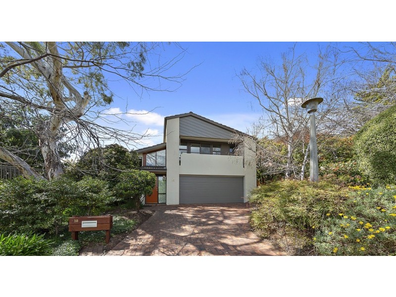 13 Beauchamp Street, Deakin ACT 2600