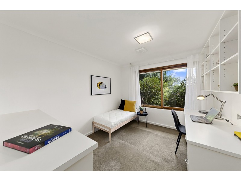 13 Beauchamp Street, Deakin ACT 2600