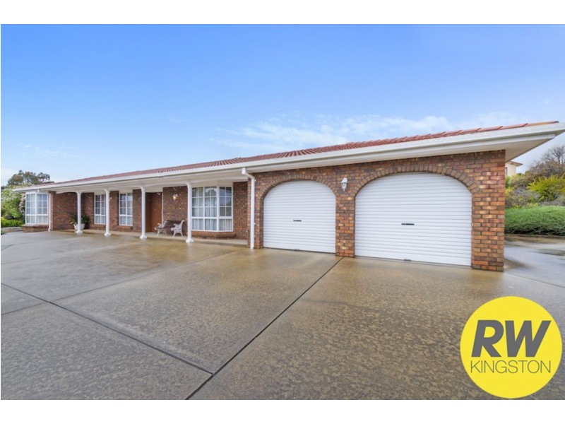 1 McCaw Place, Calwell ACT 2905