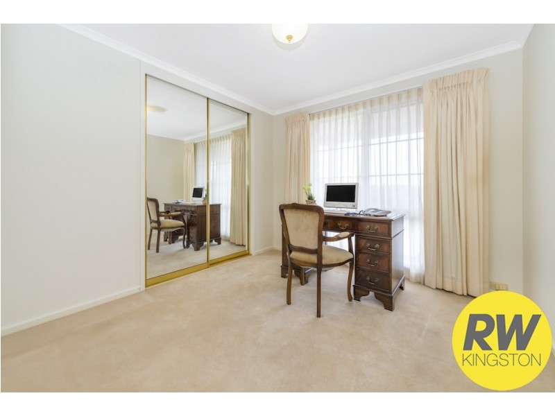 1 McCaw Place, Calwell ACT 2905