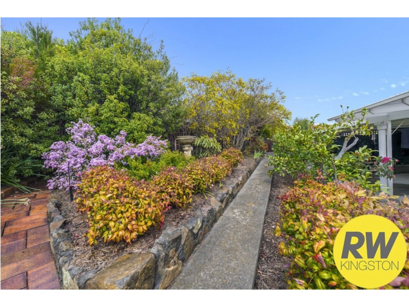 1 McCaw Place, Calwell ACT 2905