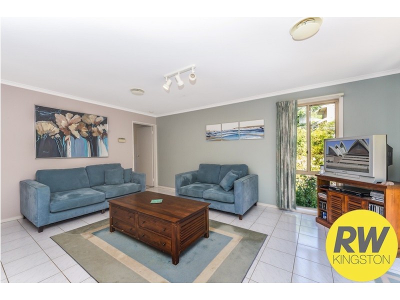 28 Stopford Crescent, Fadden ACT 2904