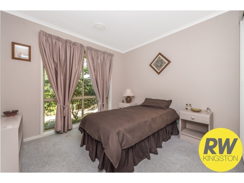 28 Stopford Crescent, Fadden ACT 2904