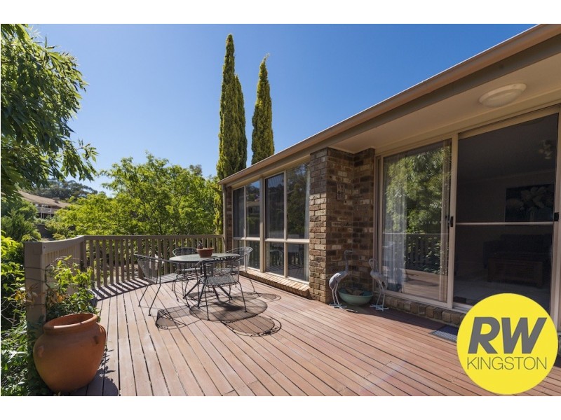 28 Stopford Crescent, Fadden ACT 2904