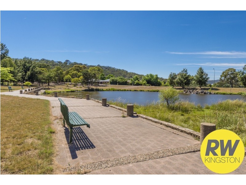 28 Stopford Crescent, Fadden ACT 2904