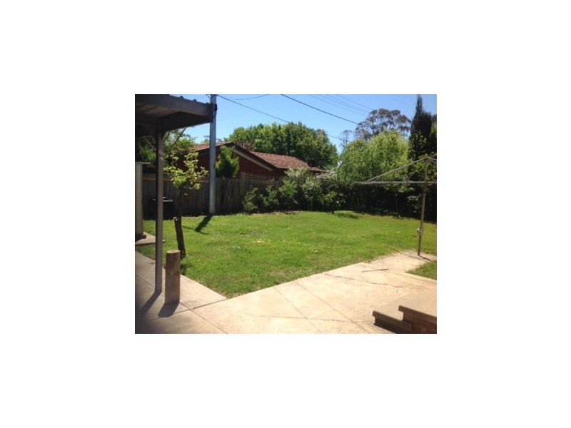 7 Binya Place, Narrabundah ACT 2604