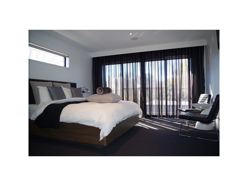 8 Bidwill Close, Yarralumla ACT 2600