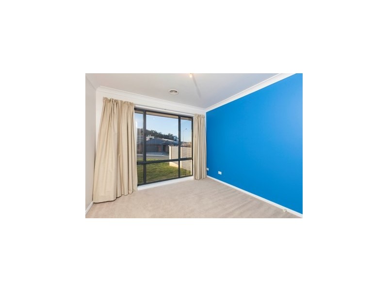 16 Ashton Calvert Street, Casey ACT 2913