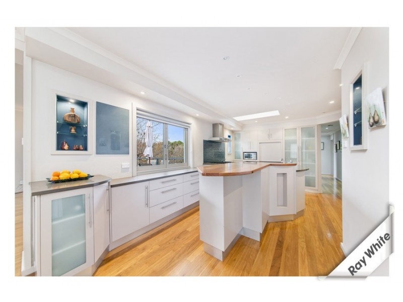 84 Finniss Crescent, Narrabundah ACT 2604