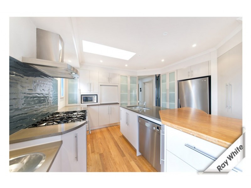 84 Finniss Crescent, Narrabundah ACT 2604