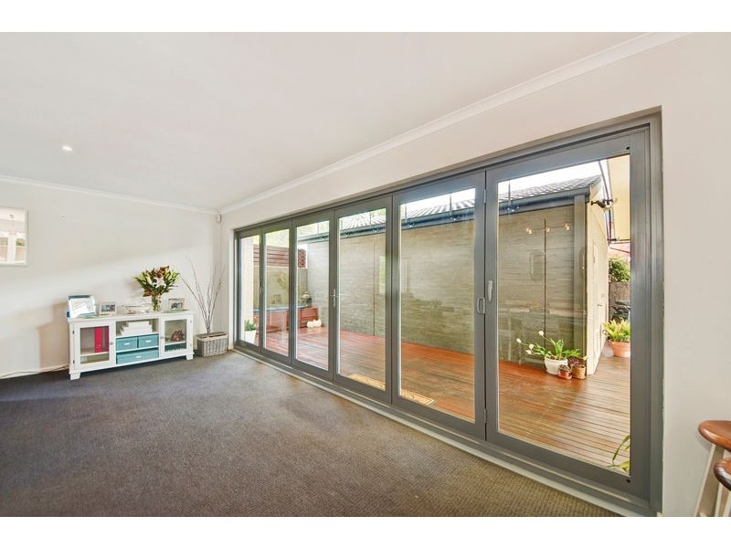 113 Caley Crescent, Narrabundah ACT 2604