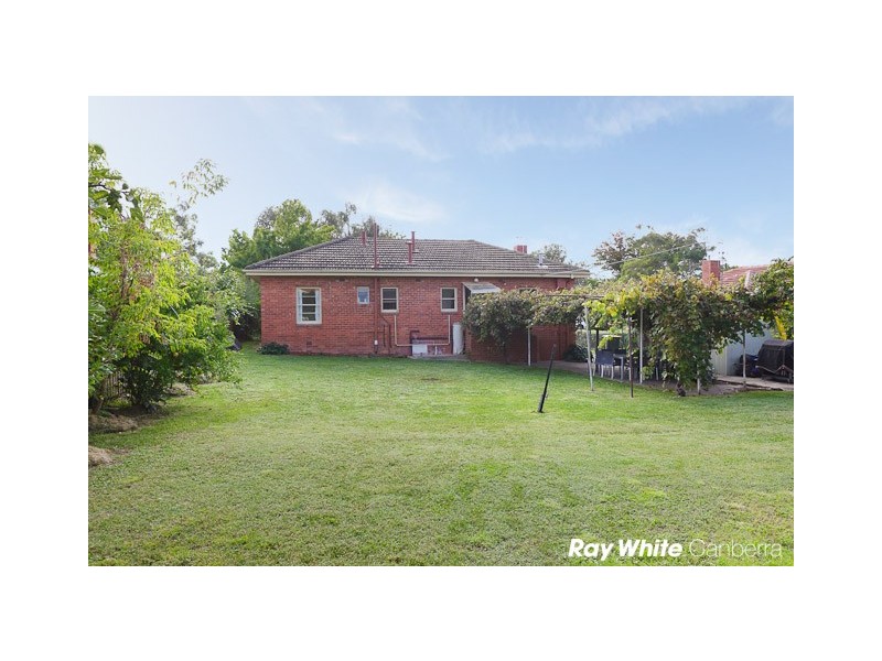 22 Lindsay Street, Narrabundah ACT 2604