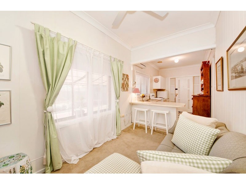 33 Nimbin Street, Narrabundah ACT 2604