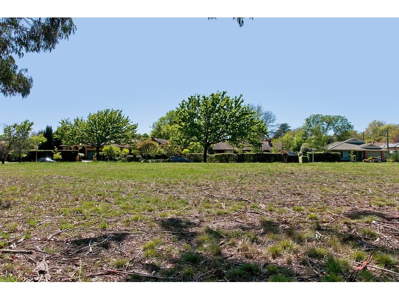 8 Gunn Street, Yarralumla ACT 2600