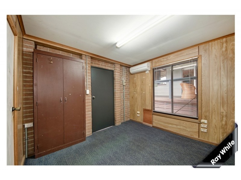 27 Pennefather Street, Higgins ACT 2615