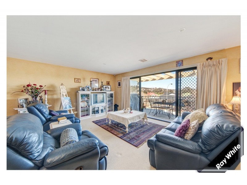 25 Bluestone Gardens, Jerrabomberra NSW 2619