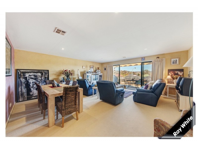 25 Bluestone Gardens, Jerrabomberra NSW 2619