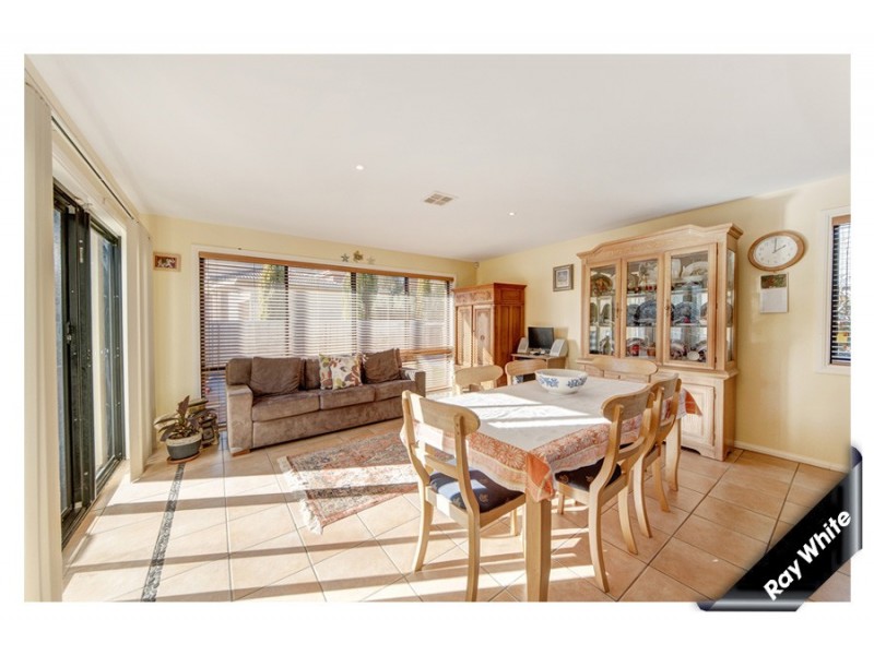 25 Bluestone Gardens, Jerrabomberra NSW 2619