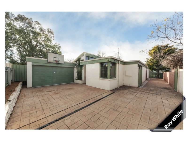 13 Munro Road, Queanbeyan NSW 2620